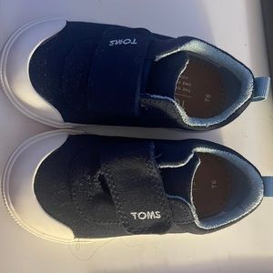 Toms shoes